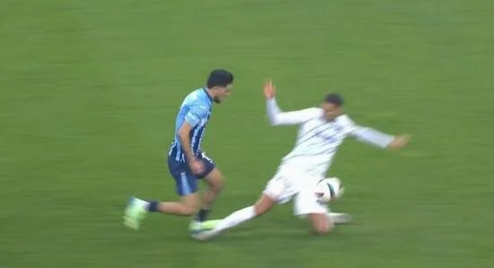 Yusuf Barasi'ye Çıkan Kırmızı Kart Doğru Mu ?